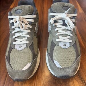New Balance 2002r Olive - US 12 / EU 46.5 - Men’s Sneaker